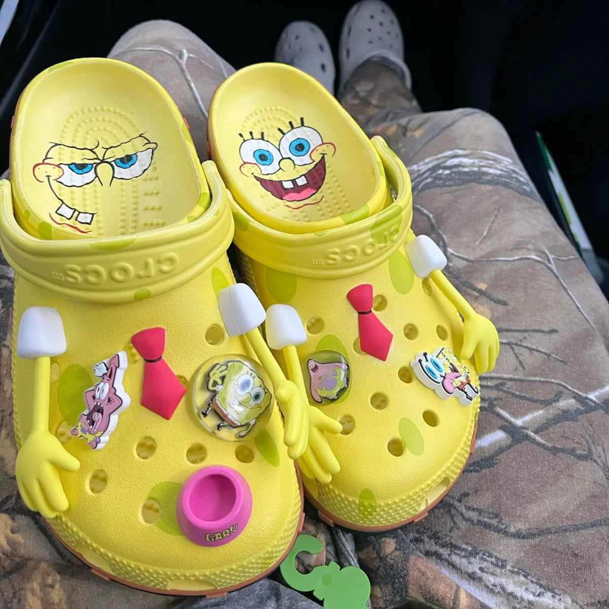 spongebob-Crocs